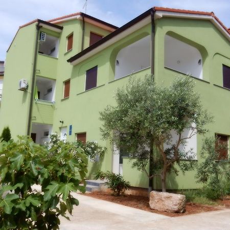 ميدولين Apartments Ina المظهر الخارجي الصورة